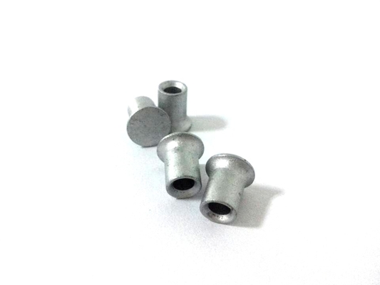 La perforation d'individu rivette l'individu de haute résistance pénétrant des rivets d'acier inoxydable 5.3x4mm 5.3x5mm sablés