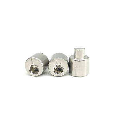 La vis excentrique 4.9X13 d'ajustement d'OEM/ODM gigaoctet a poli SUS304 non standard