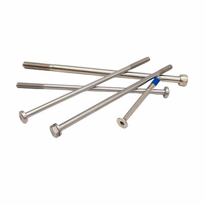 Screw à longue vis pour moteur à boulon étendu à l'intérieur de la fleur de prune