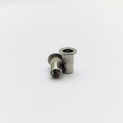 Noix de rivets en acier inoxydable 304 M4 à M8 pour panneaux minces
