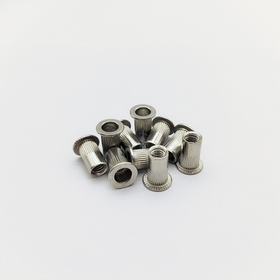 316 Noix de rivets en acier inoxydable M6-M12 pour résistance aux vibrations