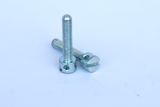 Écrans captifs de capstan à fente de précision DIN 404 fixations filetées conformes à la norme ISO en acier inoxydable Titane matériaux personnalisés