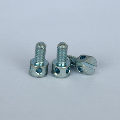 Écrans captifs de capstan à fente de précision DIN 404 fixations filetées conformes à la norme ISO en acier inoxydable Titane matériaux personnalisés