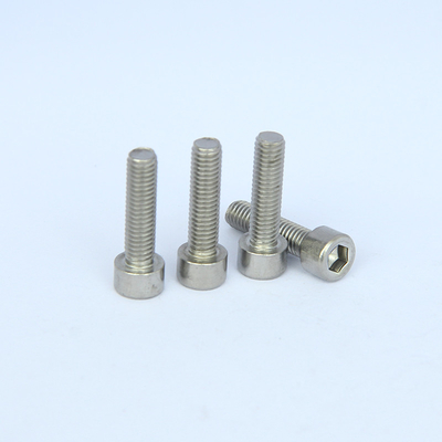 Boulons de tête cylindrique Allen M5 en acier inoxydable Boulons de machine en acier inoxydable SS316 argenté