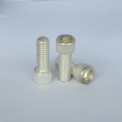 Boulons de tête cylindrique Allen M5 en acier inoxydable Boulons de machine en acier inoxydable SS316 argenté