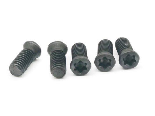 12,9 matériel de Plum Blossom Screw M2.5x6 SCM435 de catégorie avec la tête de parapluie