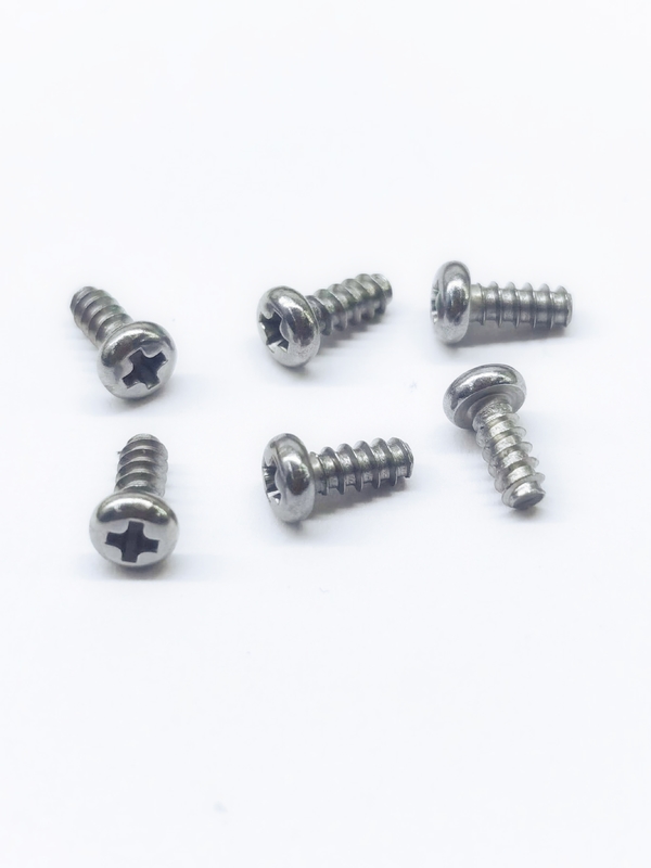 Screws de précision ultime pour l' électronique Zinc Nickel Alloy Phillips Pan Head Screws auto-collant