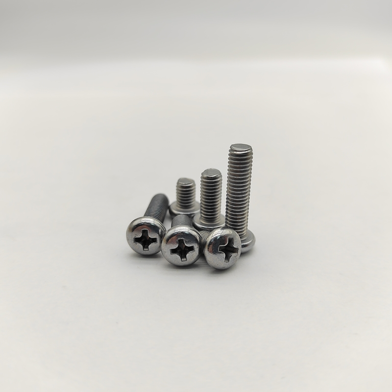 Écroues de la machine de Phillips Pan enduites de zinc DIN 7985 Tailles M3-M12 Longueur personnalisée