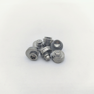 Vis industrielles Torx excentriques en acier allié de grade 10.9, décalage de ±2mm pour l'alignement de machines, revêtement Dacromet